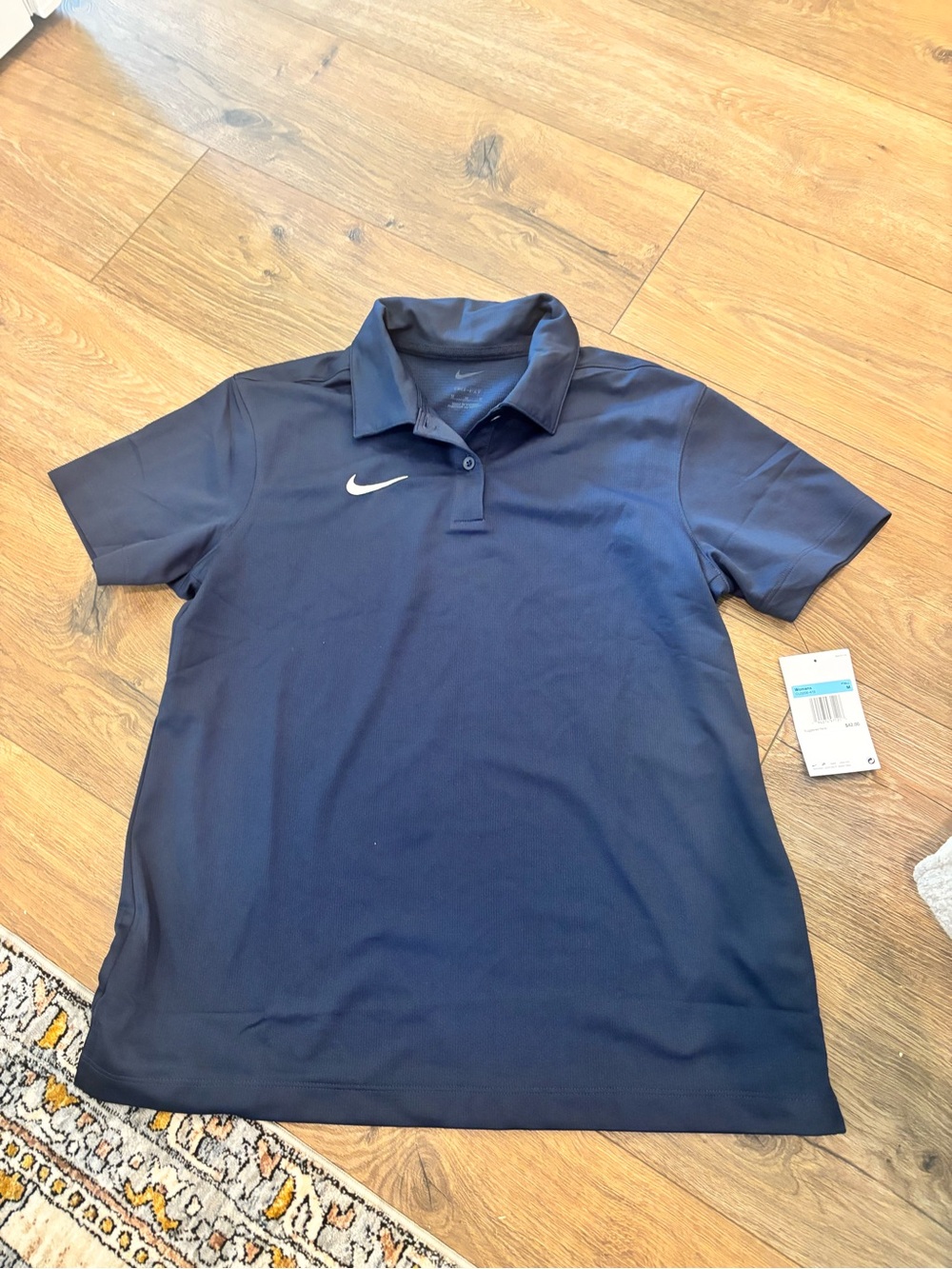 NWT Nike Golf Women’s Blue Polo Shirt Medium Short Sleeve Collared Lightweight